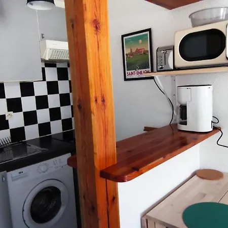 Apartment Studio Bordeaux דירה *